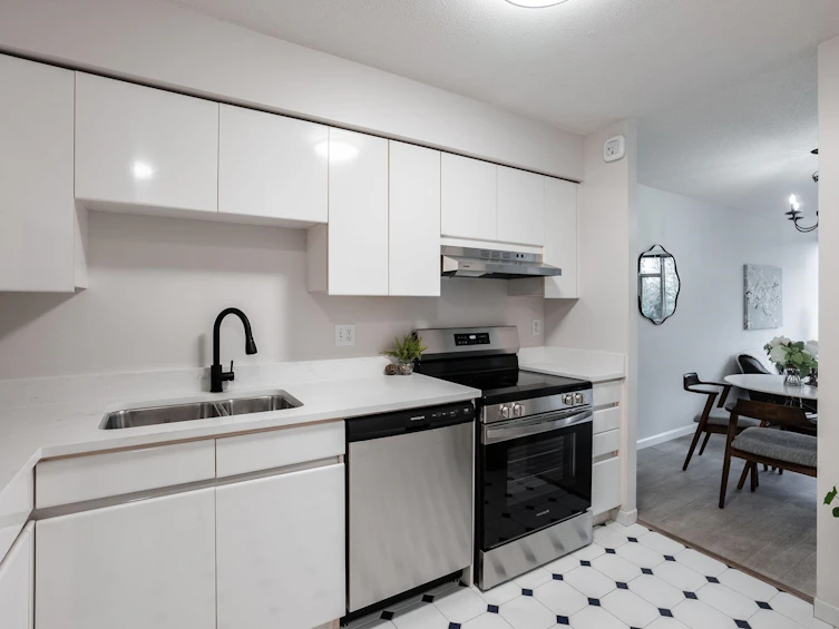 509-1327 E Keith Road, North Vancouver, BC, V7J 3T5 - 8