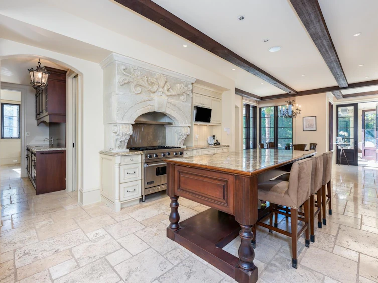 1198 W 55th Avenue, Vancouver, BC, V6P 7A1 - 4