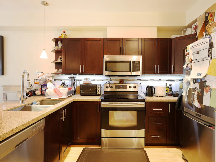 112-5655 Inman Avenue, Burnaby, BC, V5H 2M2 - 7