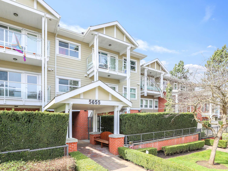 112-5655 Inman Avenue, Burnaby, BC, V5H 2M2 - 2