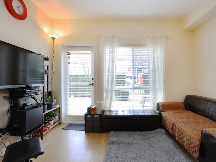 112-5655 Inman Avenue, Burnaby, BC, V5H 2M2 - 3