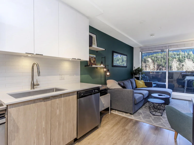 202-37881 Cleveland Avenue, Squamish, BC, V8B 0Z7 - 11