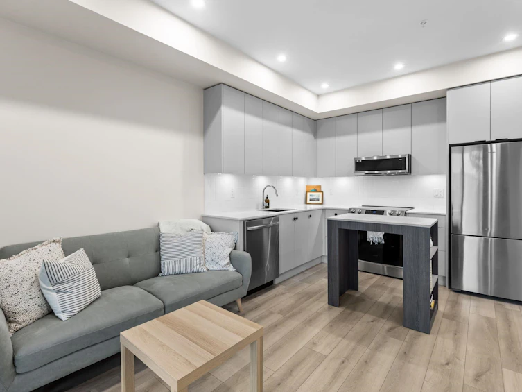 401-45511 Campus Drive, Chilliwack, BC, V2R 6K8 - 3