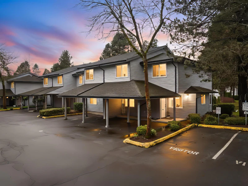 145 - 7287 140th Street, Surrey BC V3W 5J6