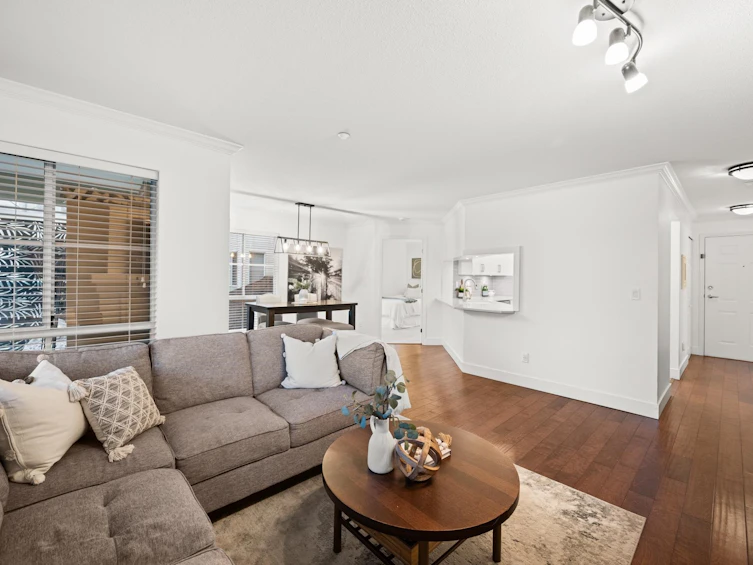 304-20110 Michaud Crescent, Langley, BC, V3A 4B1 - 2