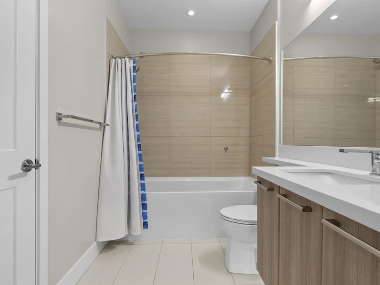 102-14022 North Bluff Road, Surrey, BC, V4B 3C3 - 22
