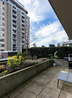 206 177 W 3rd Street