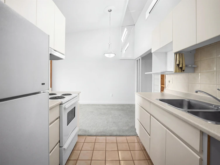 301-134 W 20th Street, North Vancouver, BC, V7M 1Y4 - 9