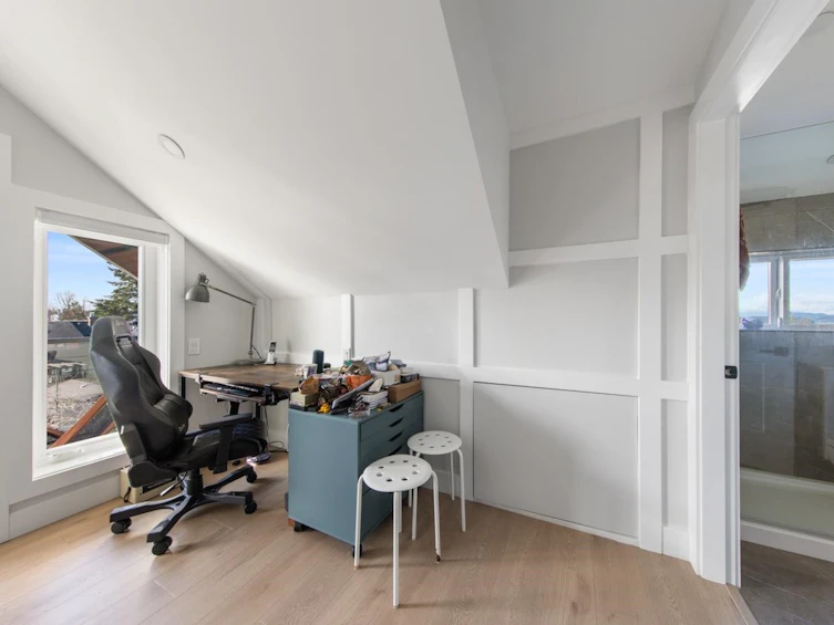 2558 Dundas Street, Vancouver, BC, V5K 1P8 - 22