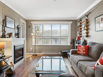 309-6815 188 Street - 3