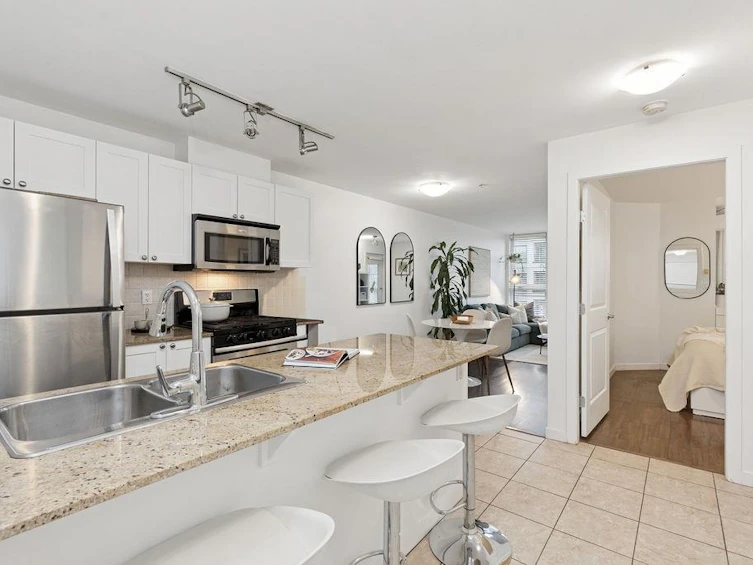 306-2636 E Hastings Street, Vancouver, BC, V5K 0A4 - 2