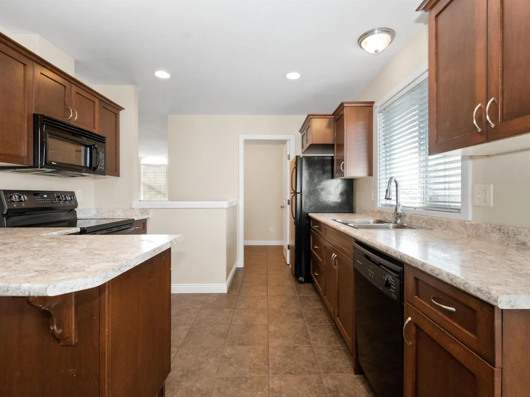 46151 Third Avenue, Chilliwack, BC, V2P 1R7 - 13