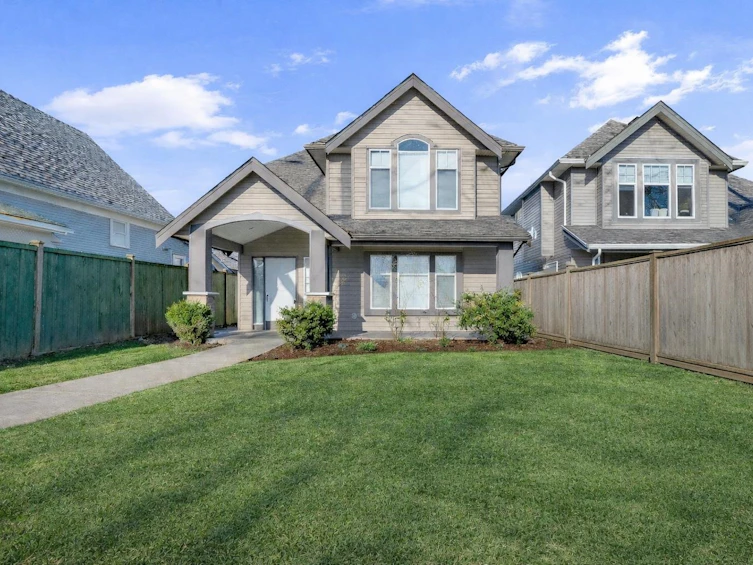 46151 Third Avenue, Chilliwack, BC, V2P 1R7