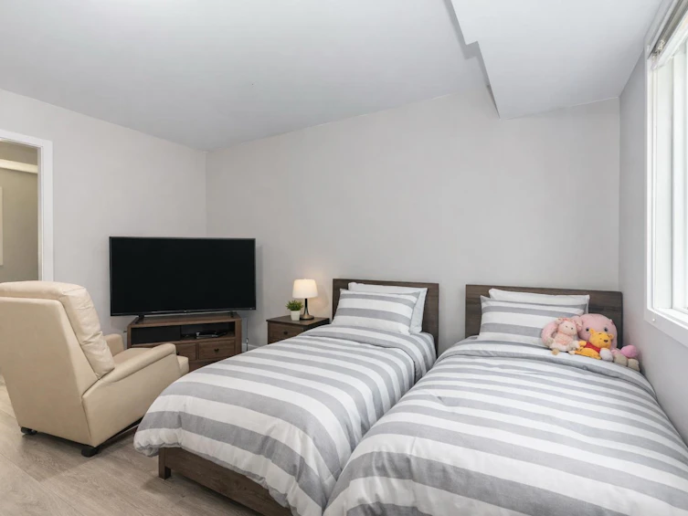 46151 Third Avenue, Chilliwack, BC, V2P 1R7 - 32