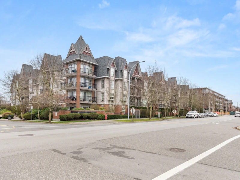 104 - 17769 57th Avenue, Surrey BC V3S 1H1