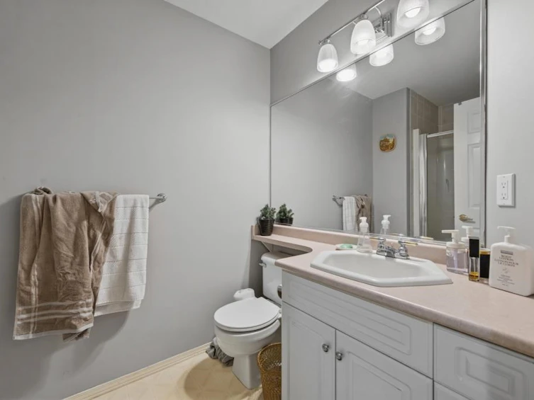 246-13888 70 Avenue, Surrey, BC, V3W 0R8 - 23
