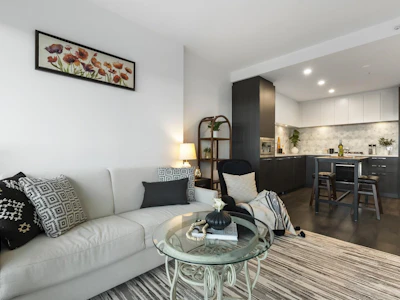 2504-2425 Alpha Avenue - 3