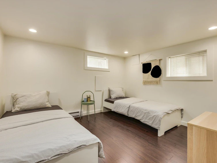 2241 E 43rd Avenue, Vancouver, BC, V5P 1M8 - 17