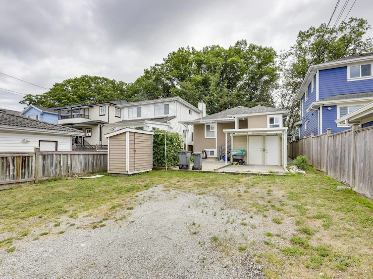 2241 E 43rd Avenue, Vancouver, BC, V5P 1M8 - 24