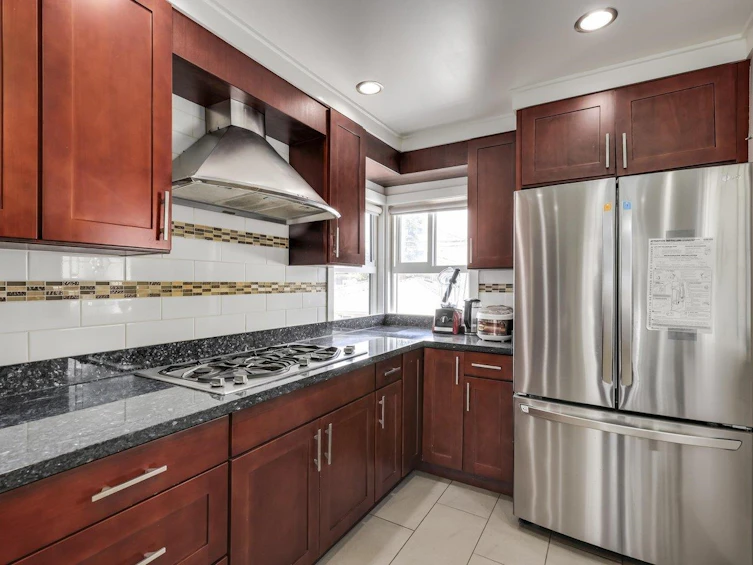 2241 E 43rd Avenue, Vancouver, BC, V5P 1M8 - 7