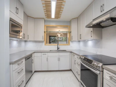 48-3851 Blundell Road - 4