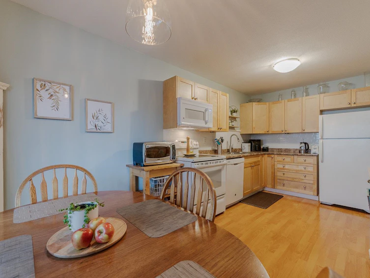 14-21707 Dewdney Trunk Road, Maple Ridge, BC, V2X 3G8 - 13