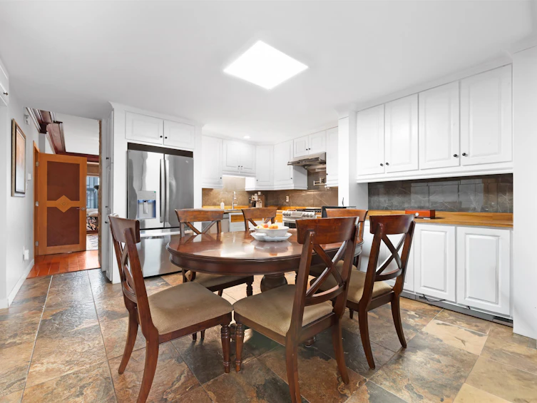 2675 Dundas Street, Vancouver, BC, V5K 1R1 - 10