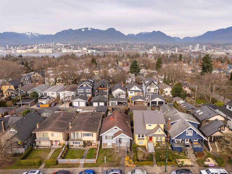 2675 Dundas Street, Vancouver, BC, V5K 1R1 - 32