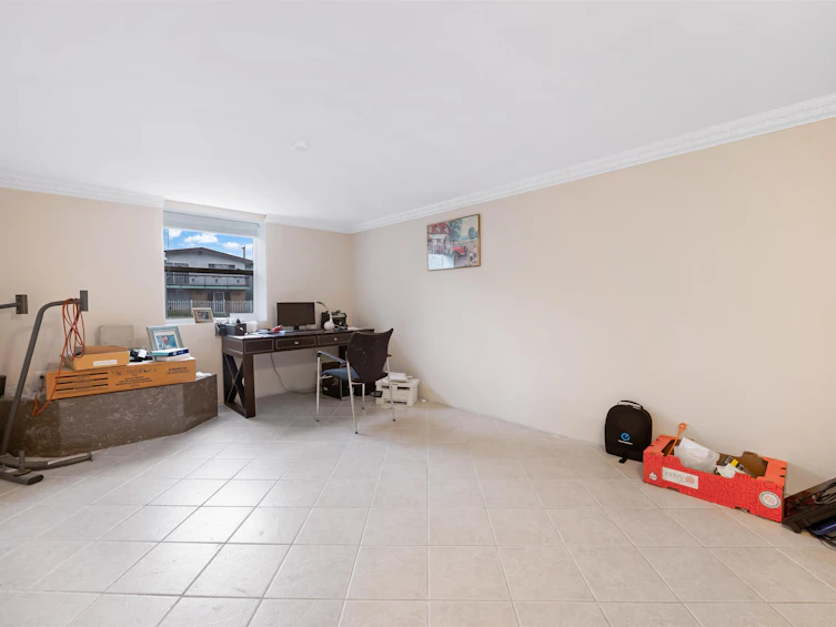 2675 Dundas Street, Vancouver, BC, V5K 1R1 - 23