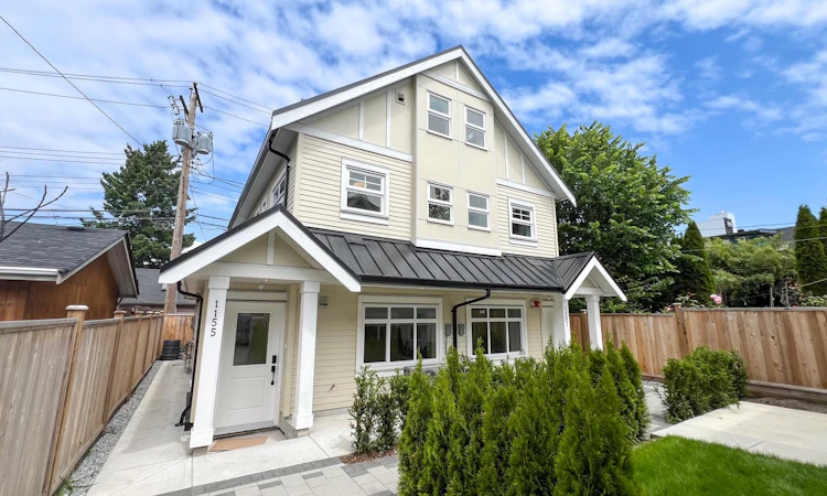 1155 Keefer Street