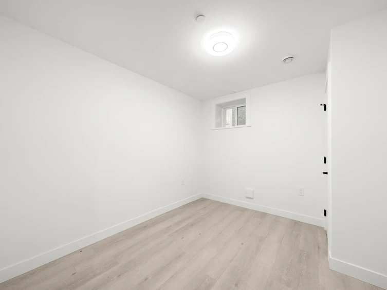 1161 Keefer Street, Vancouver, BC, V6A 1Z2 - 29