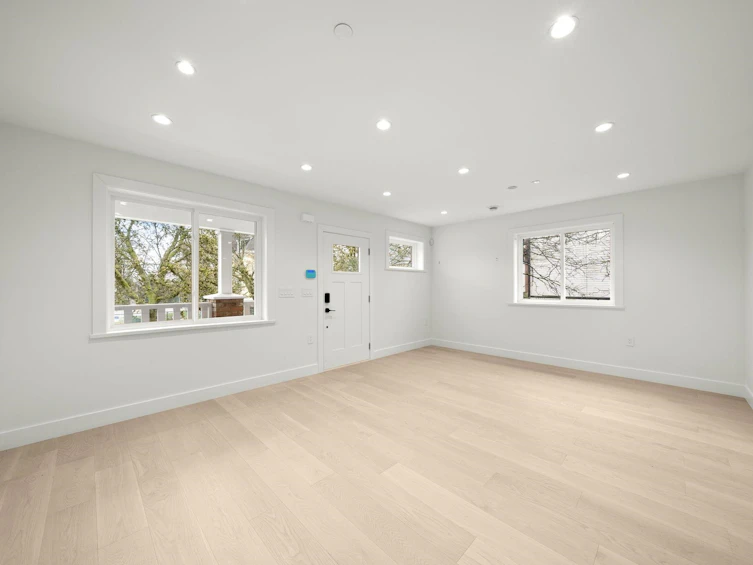 1161 Keefer Street, Vancouver, BC, V6A 1Z2 - 6