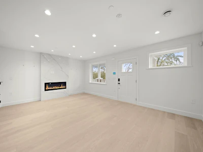 1161 Keefer Street - 4
