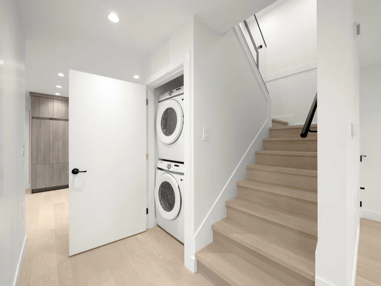 1161 Keefer Street, Vancouver, BC, V6A 1Z2 - 7