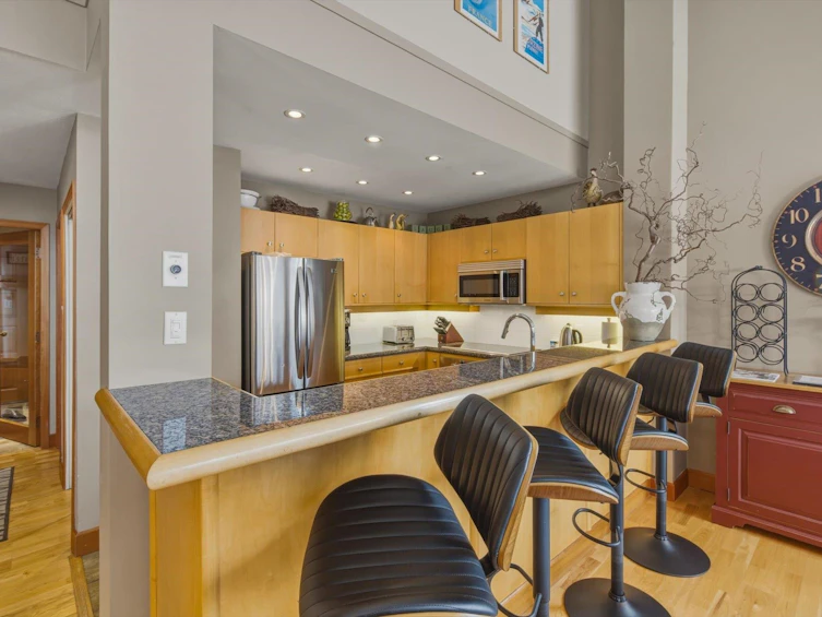 8-4628 Blackcomb Way, Whistler, BC, V8E 0H2 - 9