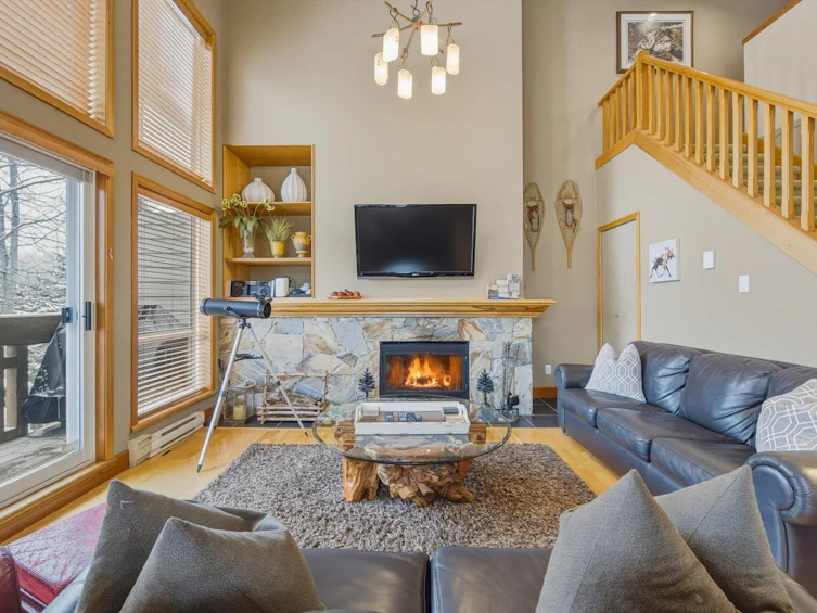 8-4628 Blackcomb Way, Whistler, BC, V8E 0H2 - 4