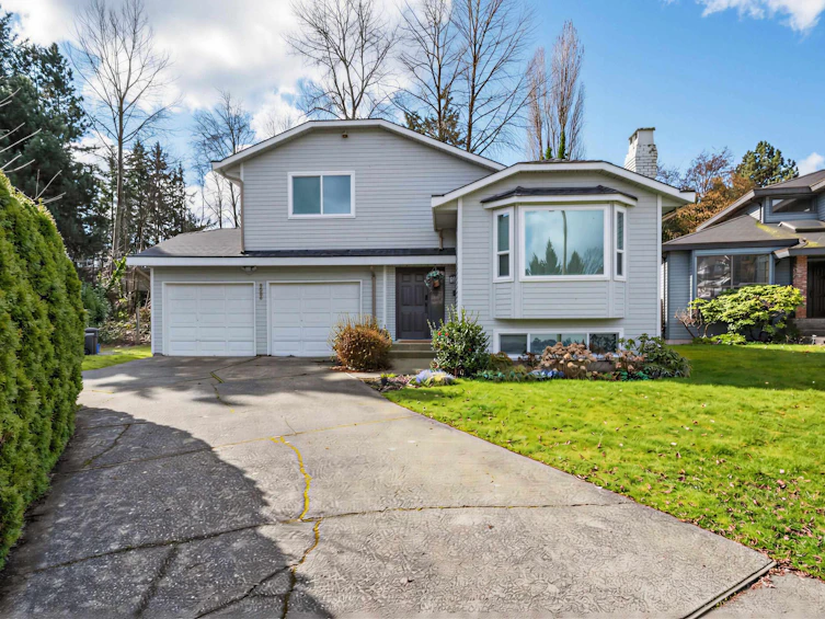 3055 Rothbury Place, Burnaby, BC, V5A 4J5 - 27