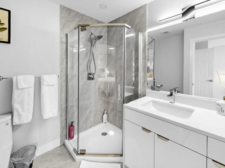 3055 Rothbury Place, Burnaby, BC, V5A 4J5 - 15