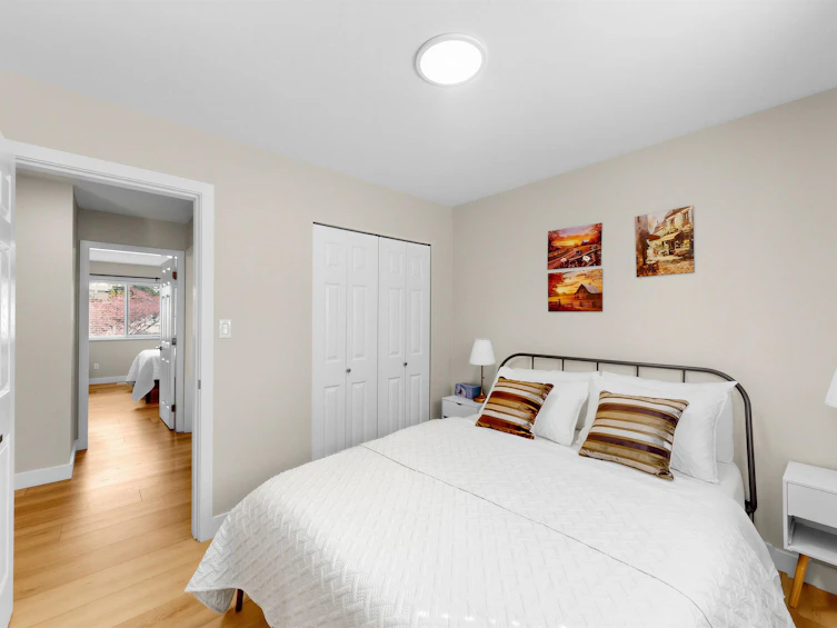 3055 Rothbury Place, Burnaby, BC, V5A 4J5 - 12