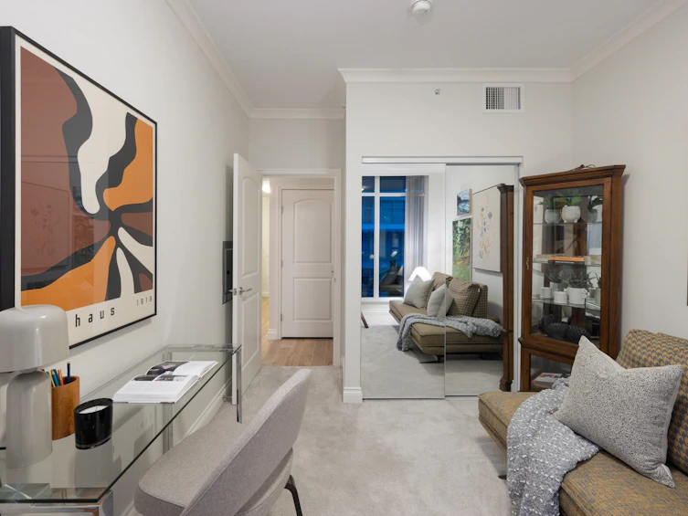 803-199 Victory Ship Way, North Vancouver, BC, V7L 0E2 - 26