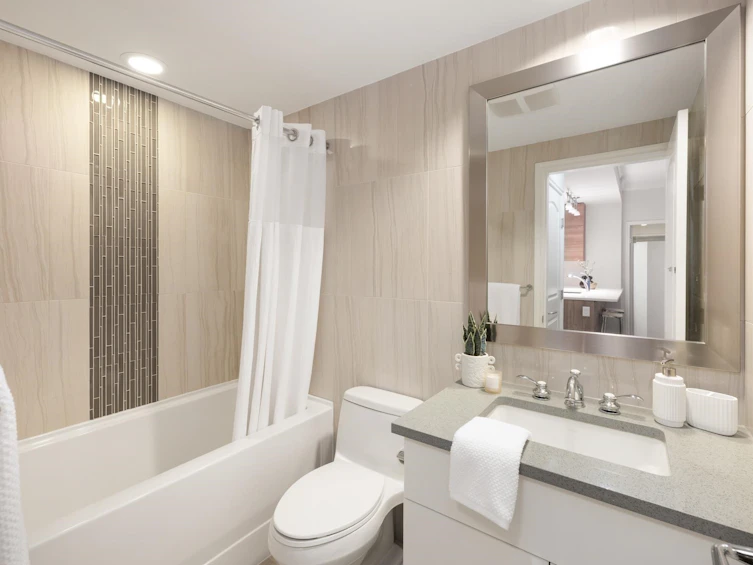 803-199 Victory Ship Way, North Vancouver, BC, V7L 0E2 - 27