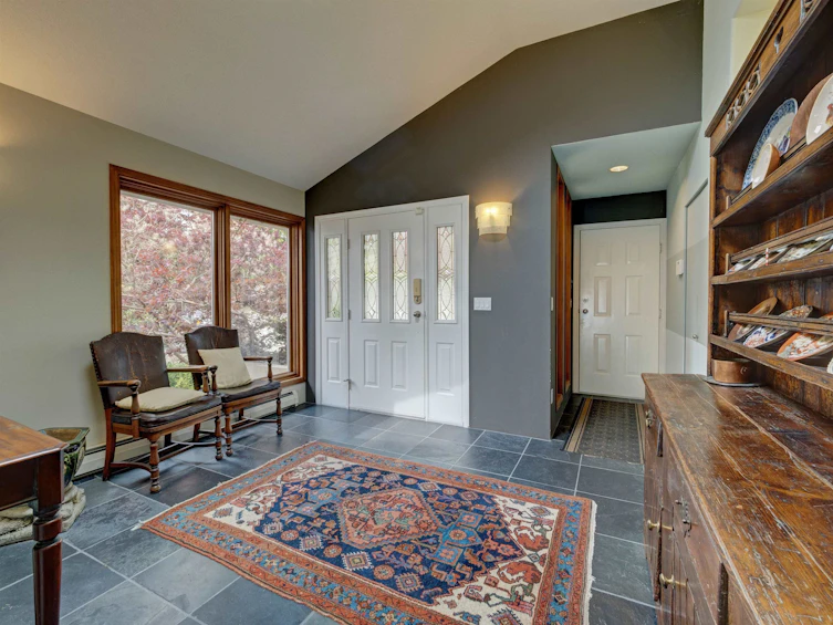 5951 Sunshine Coast Highway, Sechelt, BC, V0N 3A7 - 5