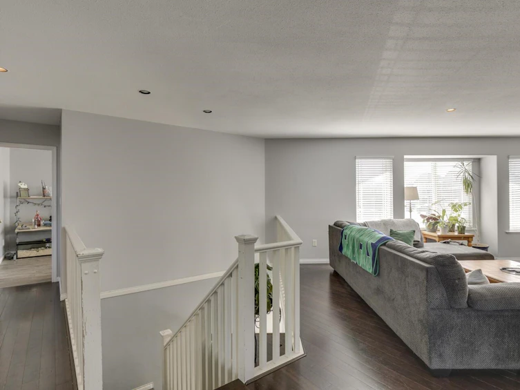8478 Doerksen Drive, Mission, BC, V2V 7C4 - 8