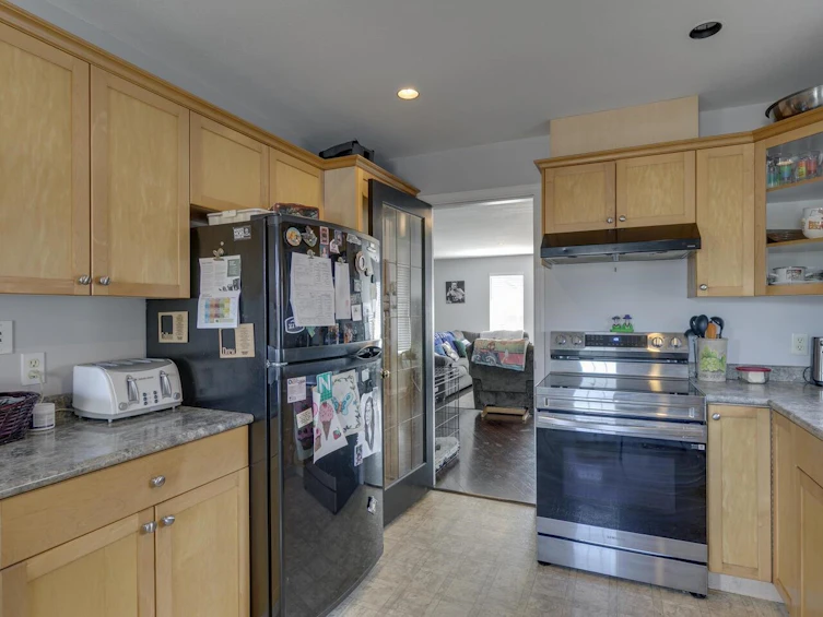 8478 Doerksen Drive, Mission, BC, V2V 7C4 - 13