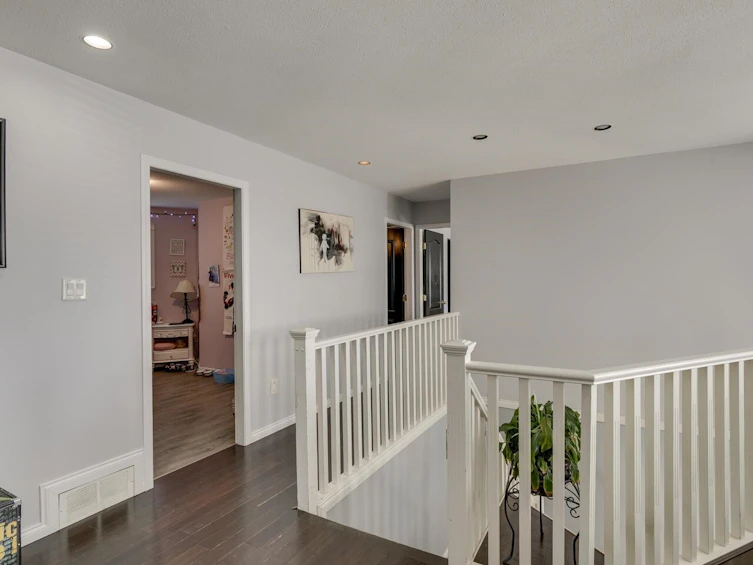 8478 Doerksen Drive, Mission, BC, V2V 7C4 - 9