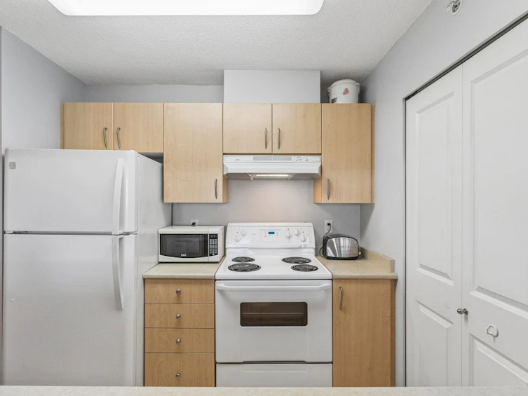 901-3520 Crowley Drive, Vancouver, BC, V5R 6G9 - 8