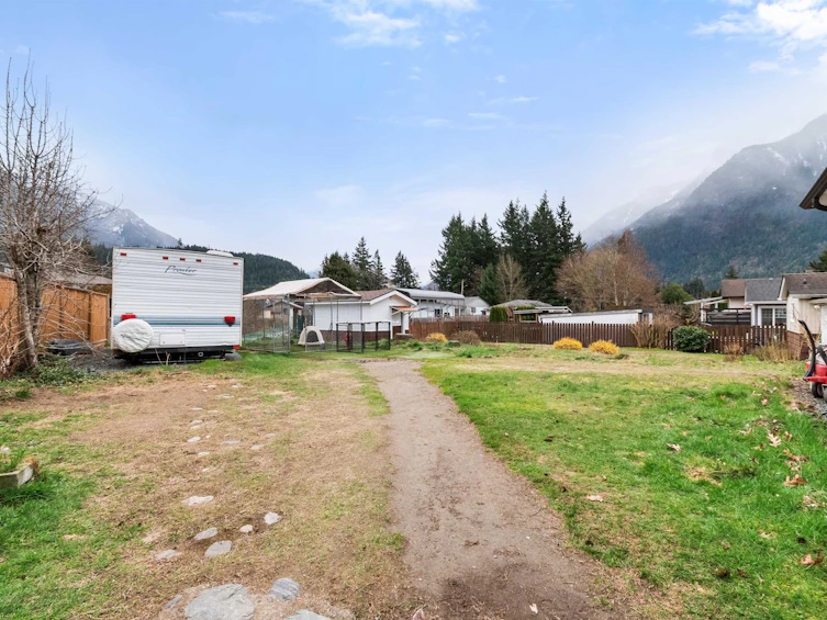 439 5th Avenue, Hope, BC, V0X 1L0 - 24