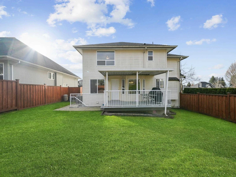 18111 68a Avenue, Surrey, BC, V3S 9C2 - 25