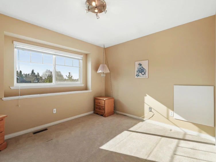 18111 68a Avenue, Surrey, BC, V3S 9C2 - 16
