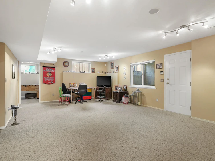 18111 68a Avenue, Surrey, BC, V3S 9C2 - 20